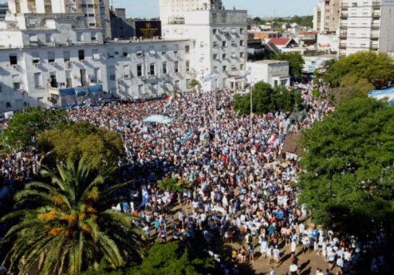 páginas para ligar Morón